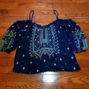ADORABLE Urban Outfitters top